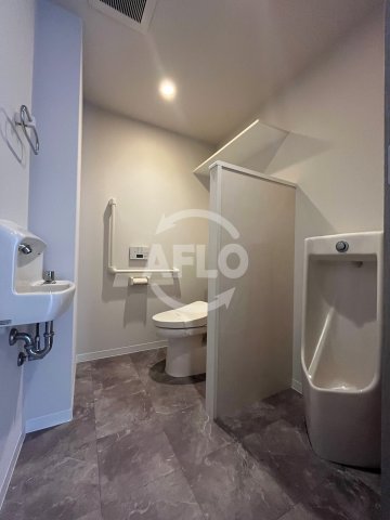 トイレ　ソレアードコート　トイレ