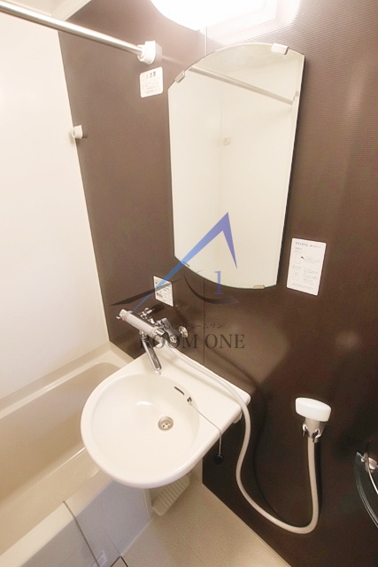 洗面設備　洗面台です。