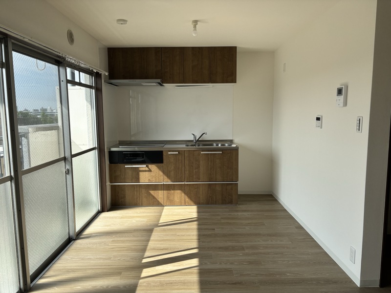 居室・リビング　9.0帖のきれいなLDK。