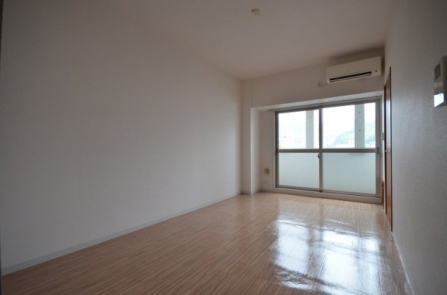 居室・リビング　別号室の写真です