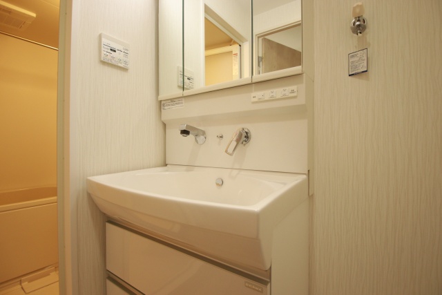 洗面設備　※別室の参考写真の為、現況優先です。