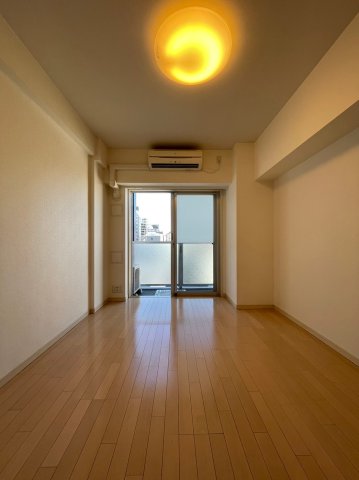 居室・リビング　使いやすい居間です