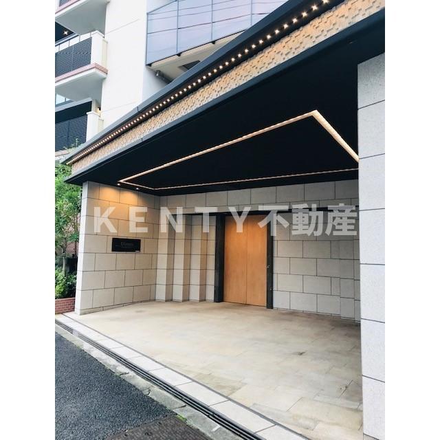 エントランス　ゆとりのあるエントランスです