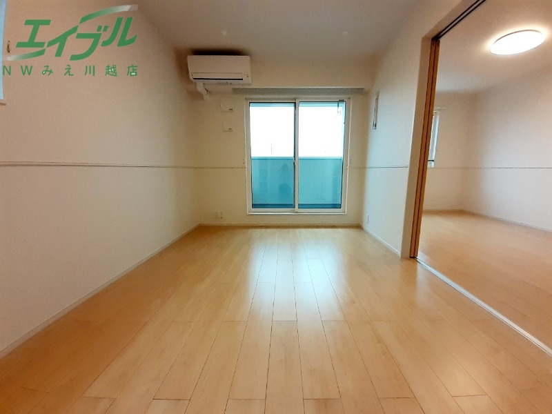 居室・リビング　同型タイプ画像