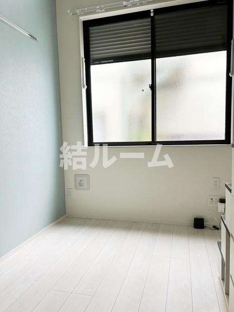 居室・リビング　別号室参考写真