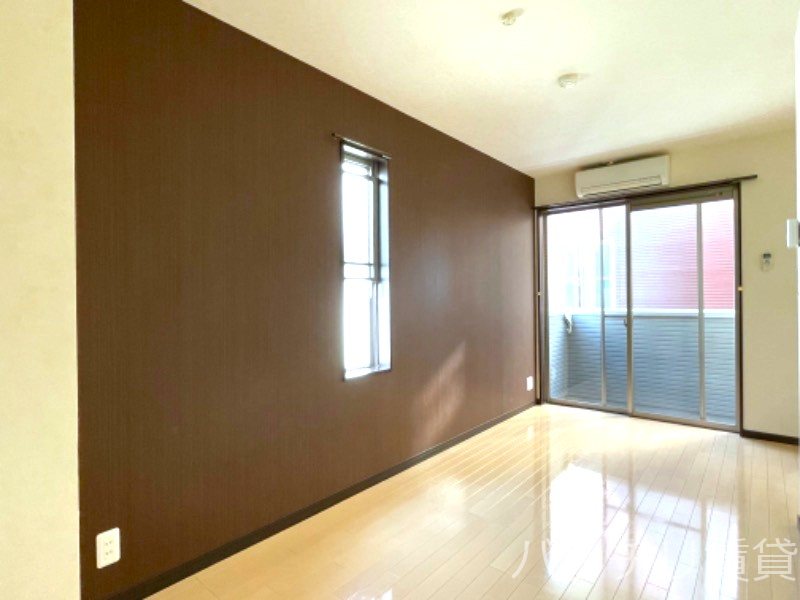 居室・リビング　画像は同型タイプの為、現状を優先致します。