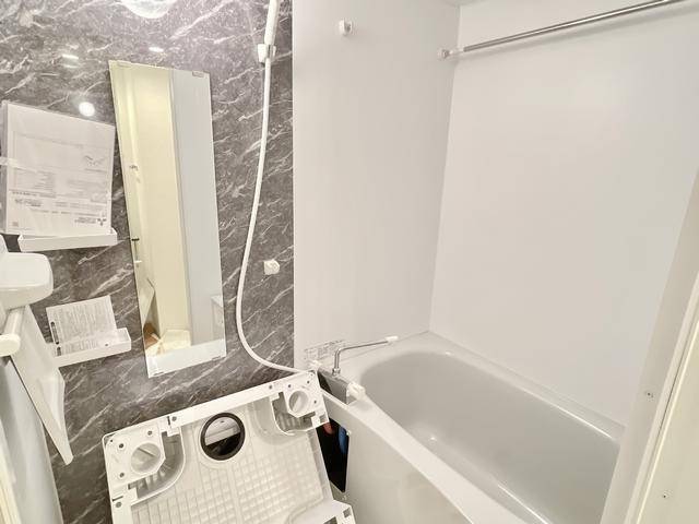 バス・シャワールーム　＊新築につき未完成＊同タイプの部屋の写真です