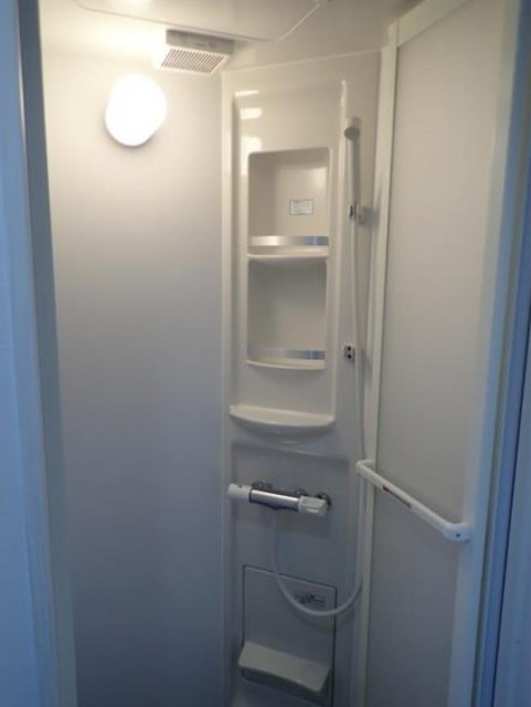 バス・シャワールーム　シャワールーム