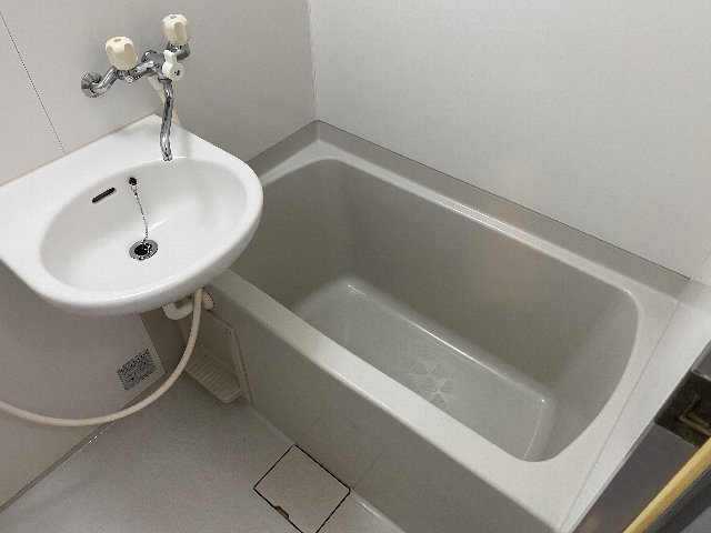 バス・シャワールーム　同仕様