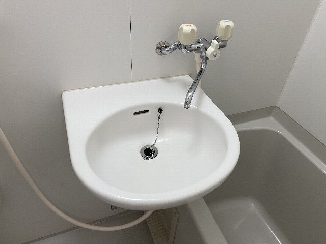 洗面設備　同仕様