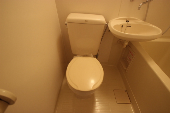 トイレ　※別部屋の写真です