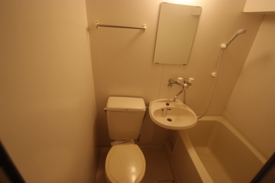 洗面設備　※別部屋の写真です