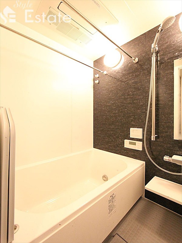 バス・シャワールーム　バスルーム