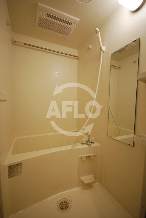 バス・シャワールーム　CASSIA難波（カッシア難波）　浴室