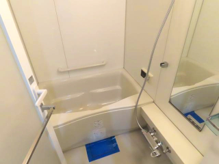 バス・シャワールーム　ゆったり過ごせるお風呂です