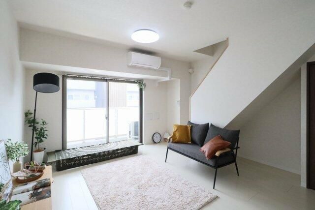 居室・リビング　※家具・小物はイメージです