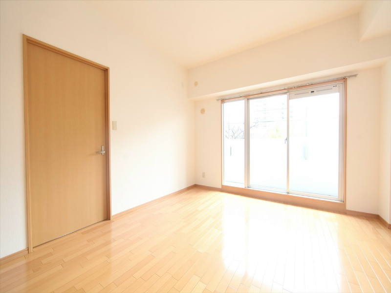 バルコニー　ＬＤＫ15.3帖　南面バルコニー