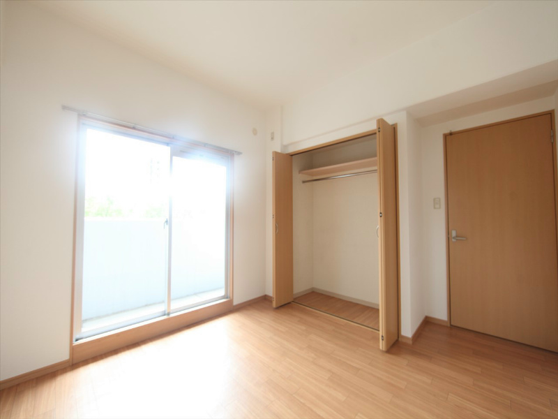 収納　洋室7.1帖　クローゼット　収納充実してます