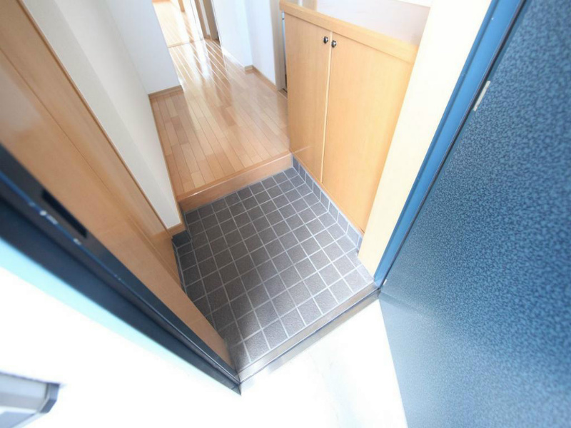 玄関　玄関　シューズボックス付