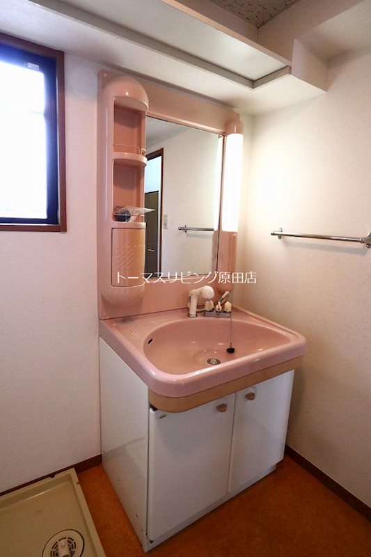 洗面設備　401号室写真