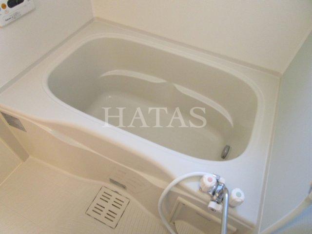 バス・シャワールーム　同物件別部屋です。設備は異なる場合があります。