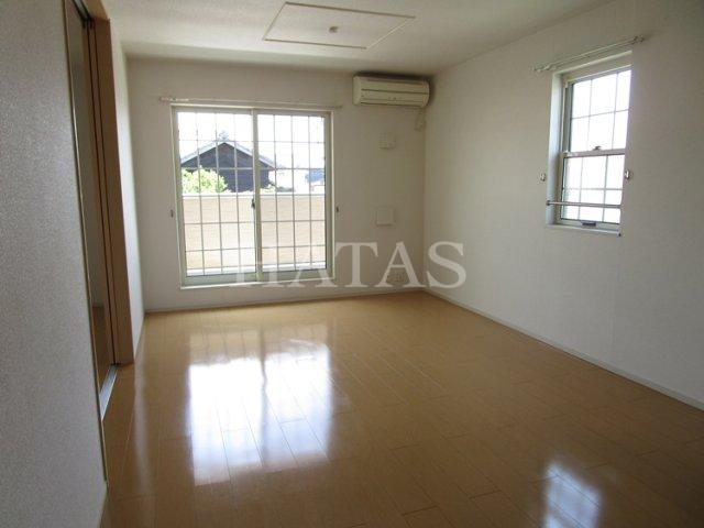 居室・リビング　同物件別部屋です。設備は異なる場合があります。