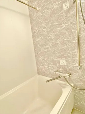 バス・シャワールーム　※別部屋の参考写真です。