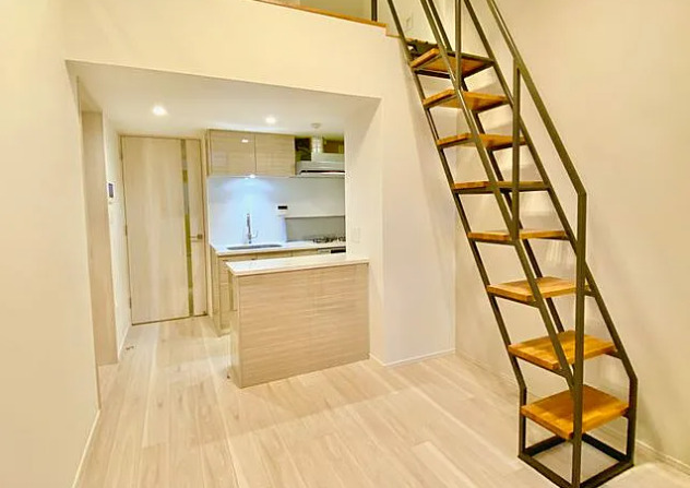 居室・リビング　※別部屋の参考写真です。