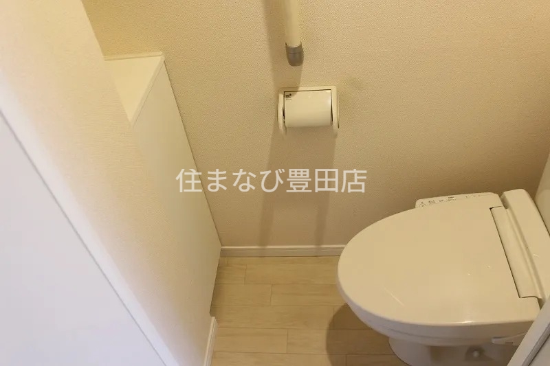 トイレ　同型タイプ