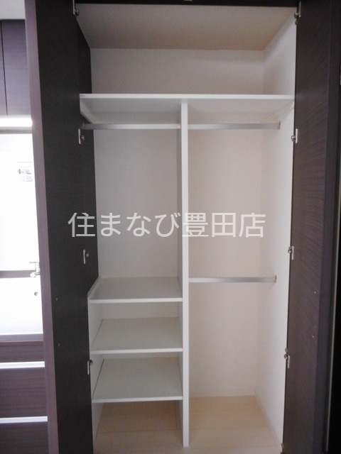 収納　同型タイプ