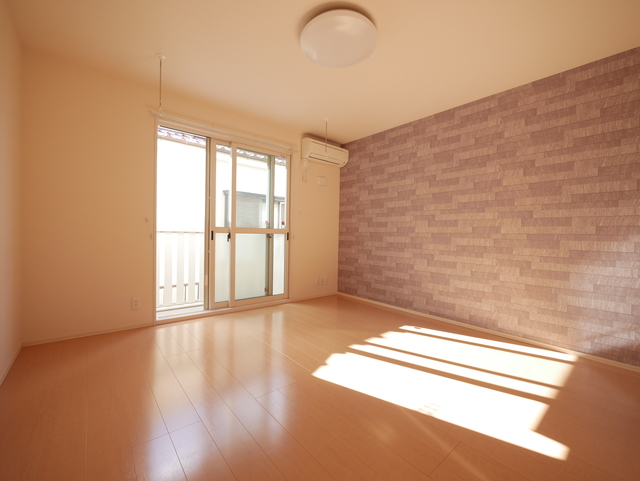 居室・リビング　★アクセントクロスがオシャレな洋室です★