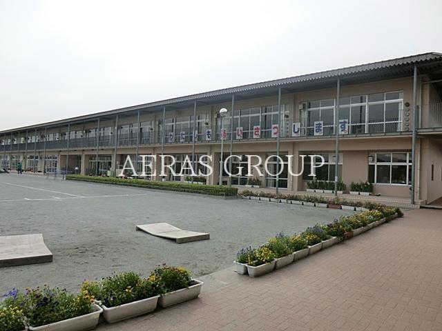 小学校　野田市立みずき小学校（小学校）まで746m