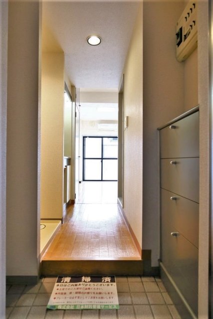 玄関　ゆったりとした玄関です