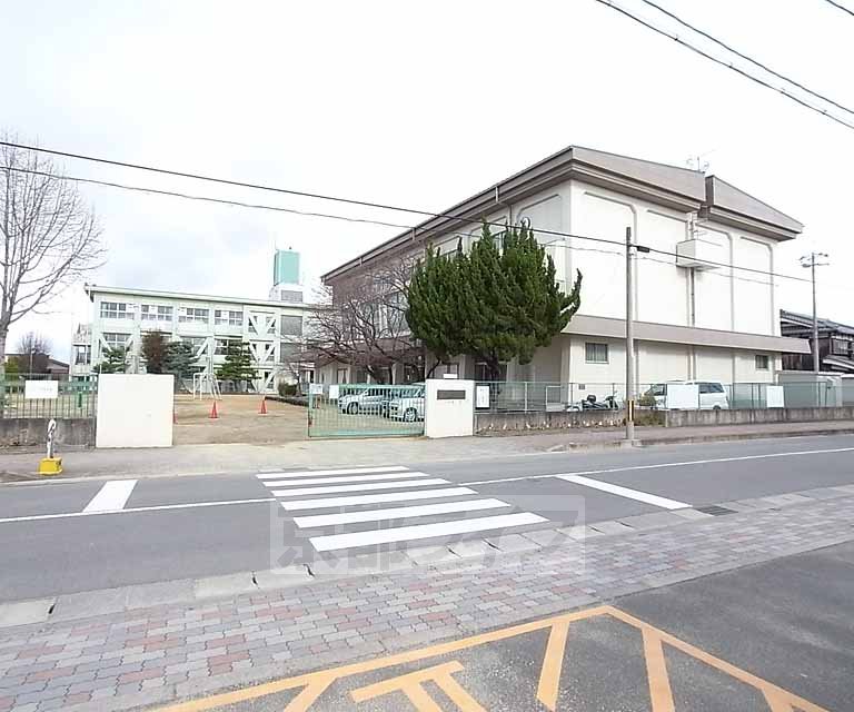 小学校　御牧小学校（小学校）まで1458m