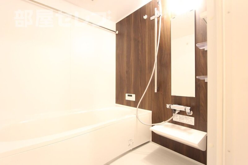 バス・シャワールーム　写真は２０２号室の写真です。