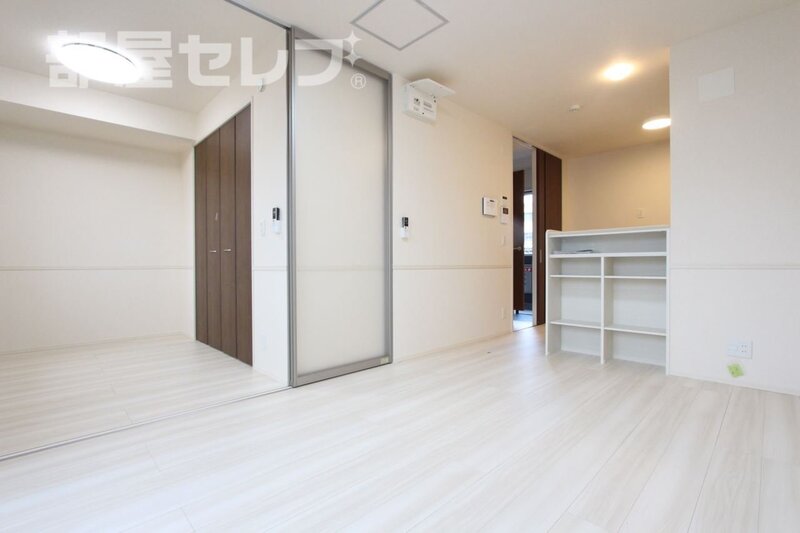 居室・リビング　写真は２０２号室の写真です。