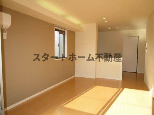 居室・リビング　ゆったりとした居間です