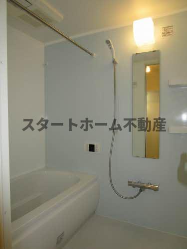 バス・シャワールーム　ゆったり過ごせるお風呂です