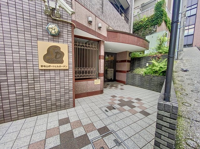 エントランス　入口部分