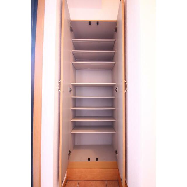 収納　収納 シューズボックス