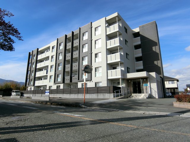 建物外観　スタイリッシュなオートロックマンション★