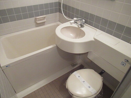 バス・シャワールーム　バス（浴室）／３点ユニットバス