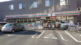 コンビニ　セブンイレブン 板橋成増3丁目店（コンビニ）まで1073m