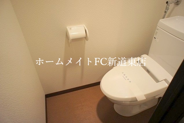 トイレ　シャワー付トイレ