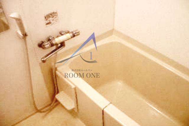 バス・シャワールーム　お風呂です。