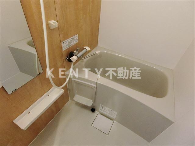 バス・シャワールーム　お風呂で日々の疲れを落としましょう