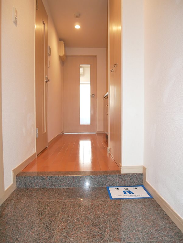 玄関　ゆったりとした玄関です