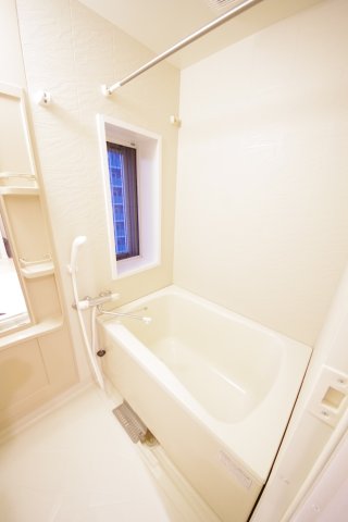 バス・シャワールーム　同一間取りの写真です。