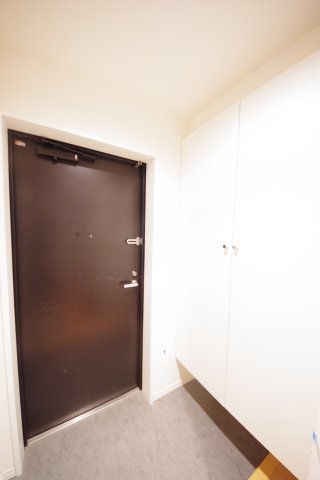 玄関　同一間取りの写真です。