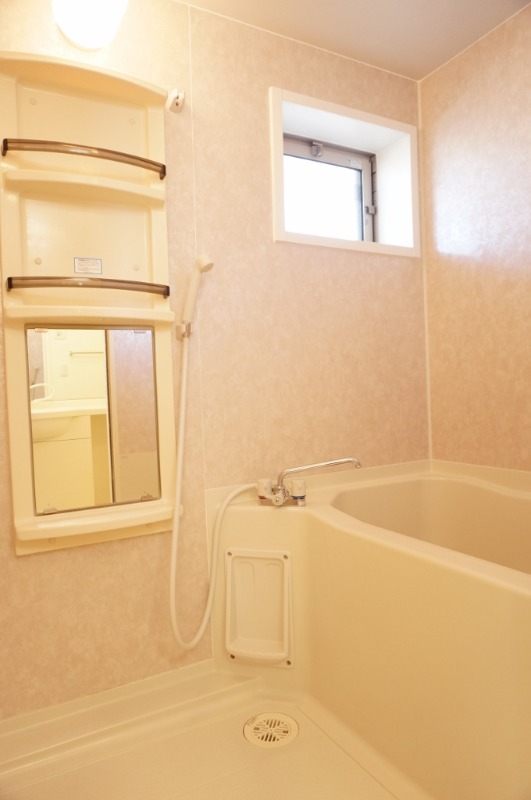 バス・シャワールーム　図面と現状に相違がある場合には現状を優先